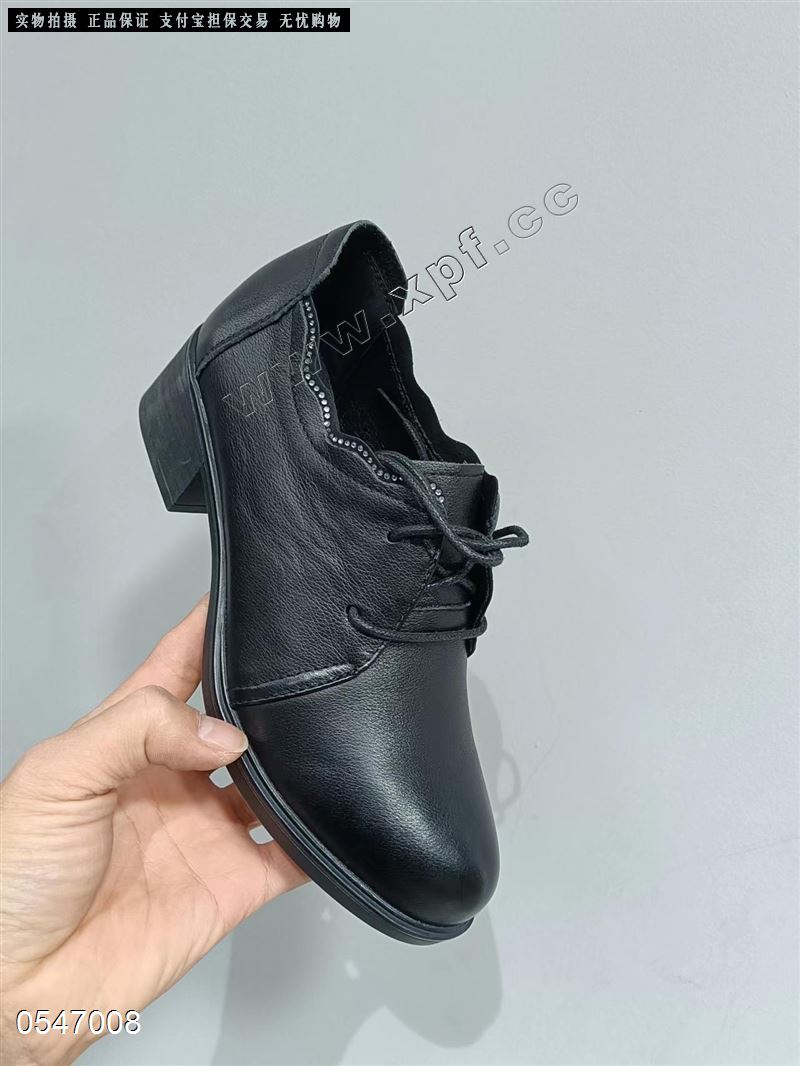 香港红蜻蜓头层牛皮时尚单鞋