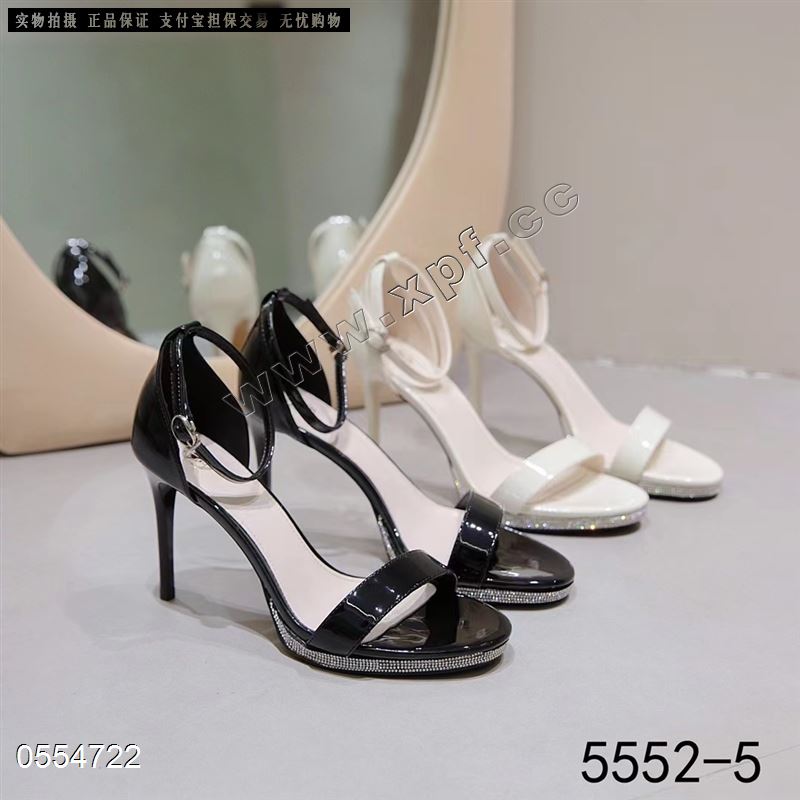 钎金鸟时尚凉鞋5552-5