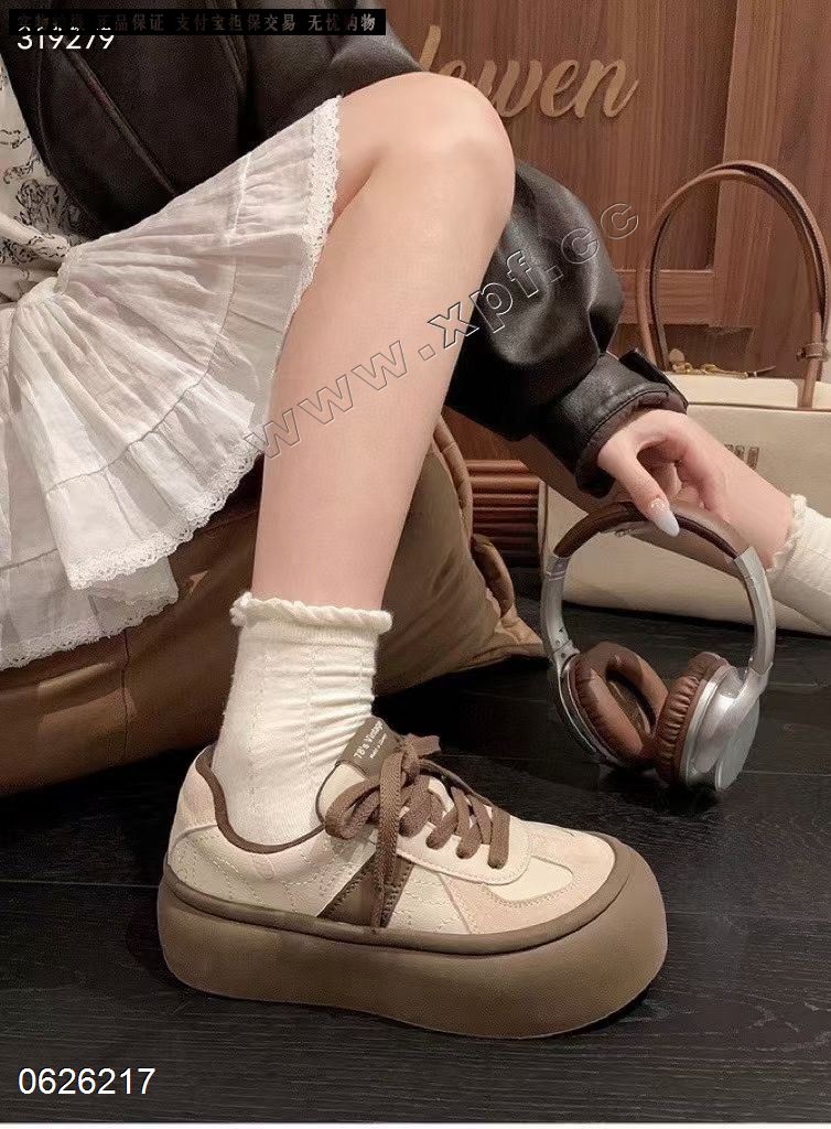 依恋莱