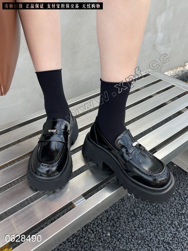 新款她致A 0 100