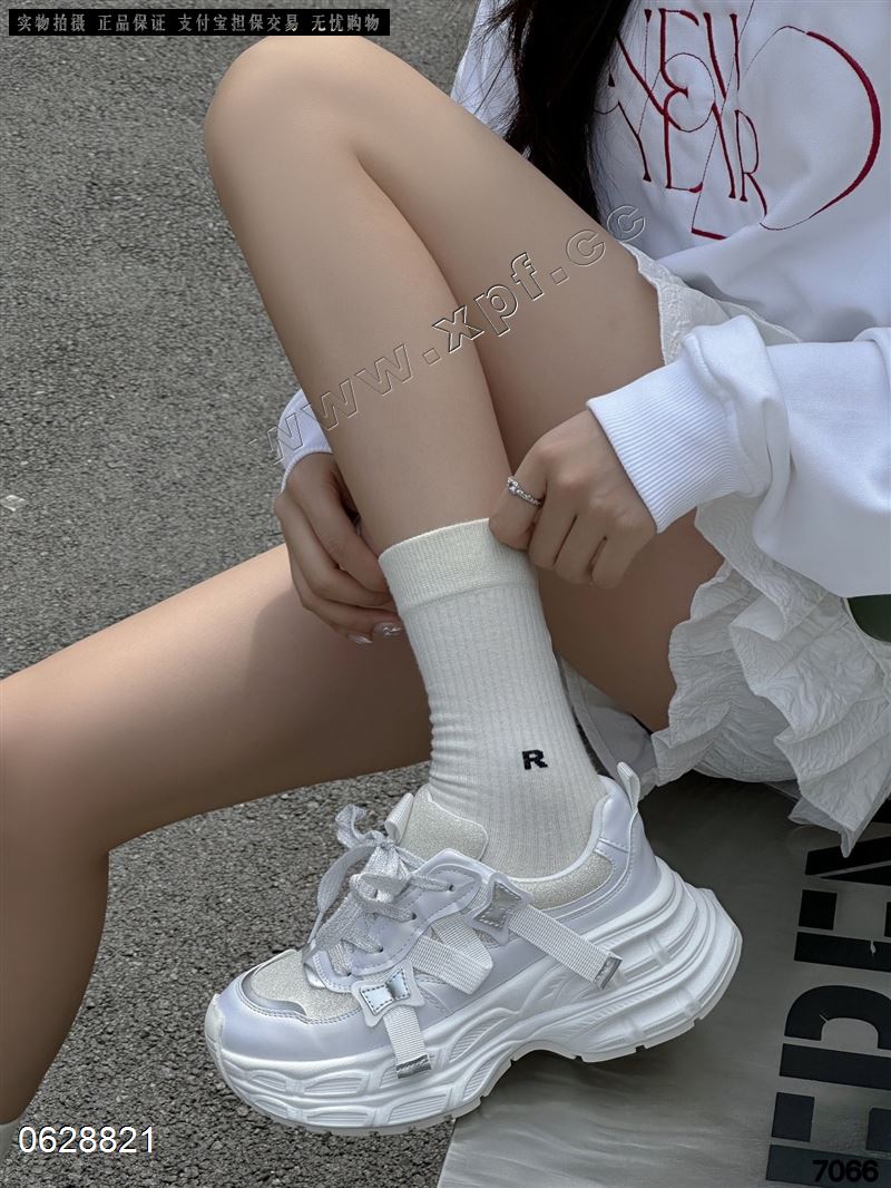 巴黎世家7066