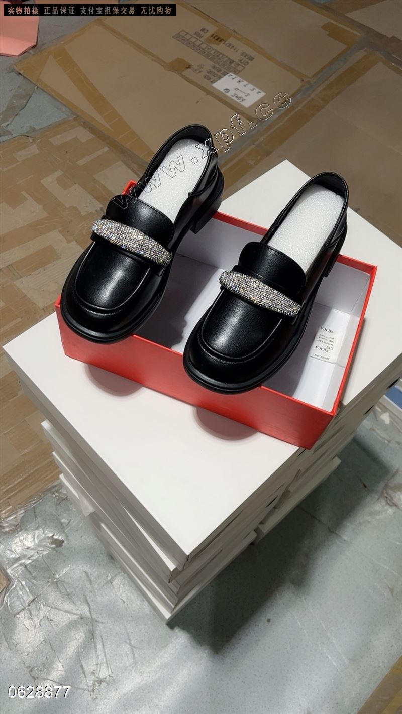 纤语佳丽