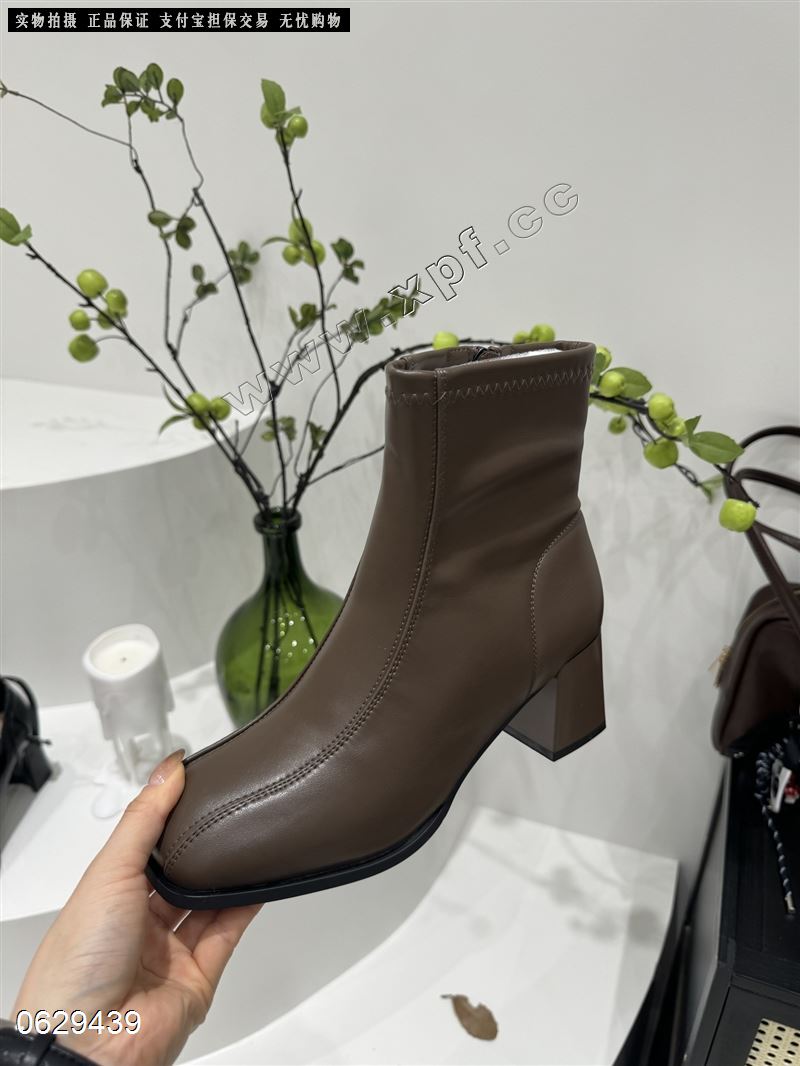 𝐑𝐄𝐓𝐀 𝐕𝐈𝐕𝐈   95178   绒里