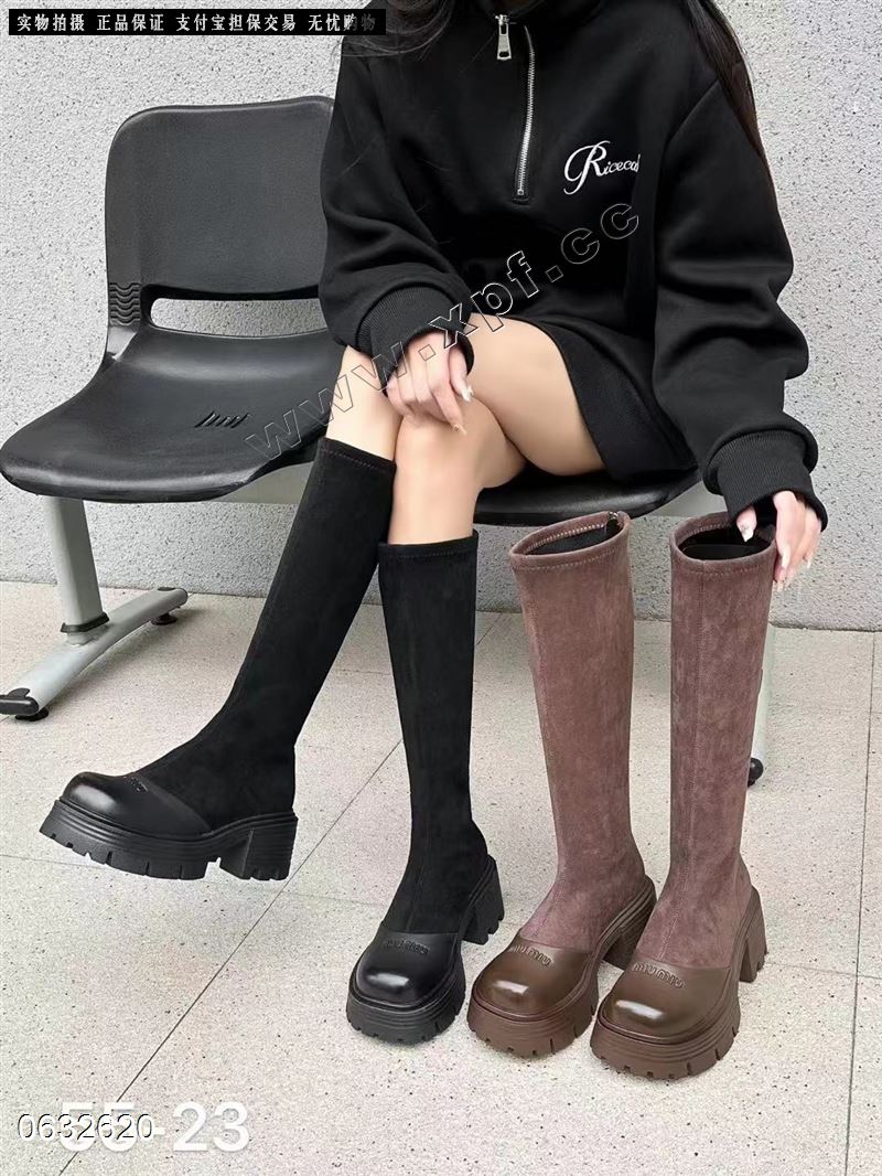 加绒高靴