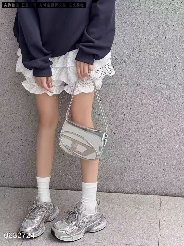 时尚休闲鞋
