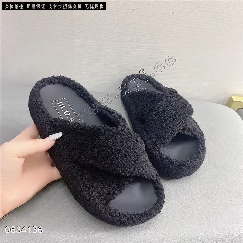 羊羔毛托托8260一5
