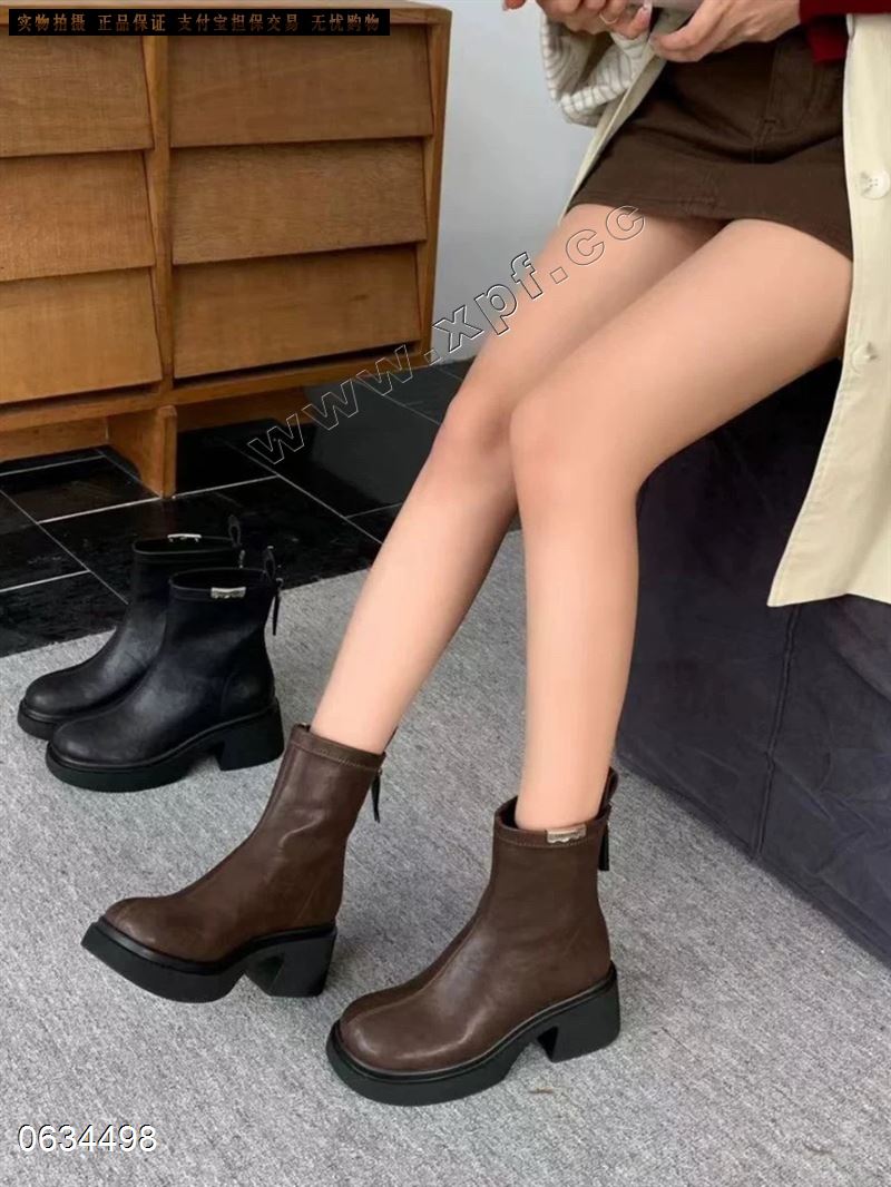 她佳他  短靴