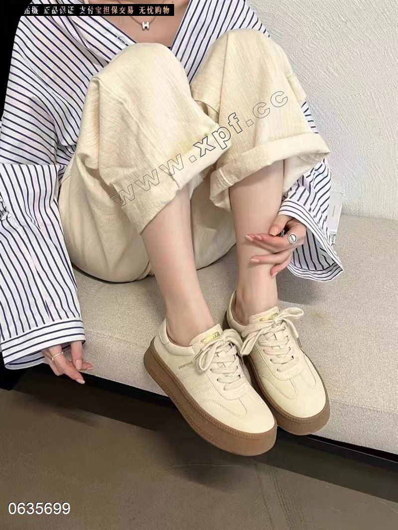 加绒休闲鞋