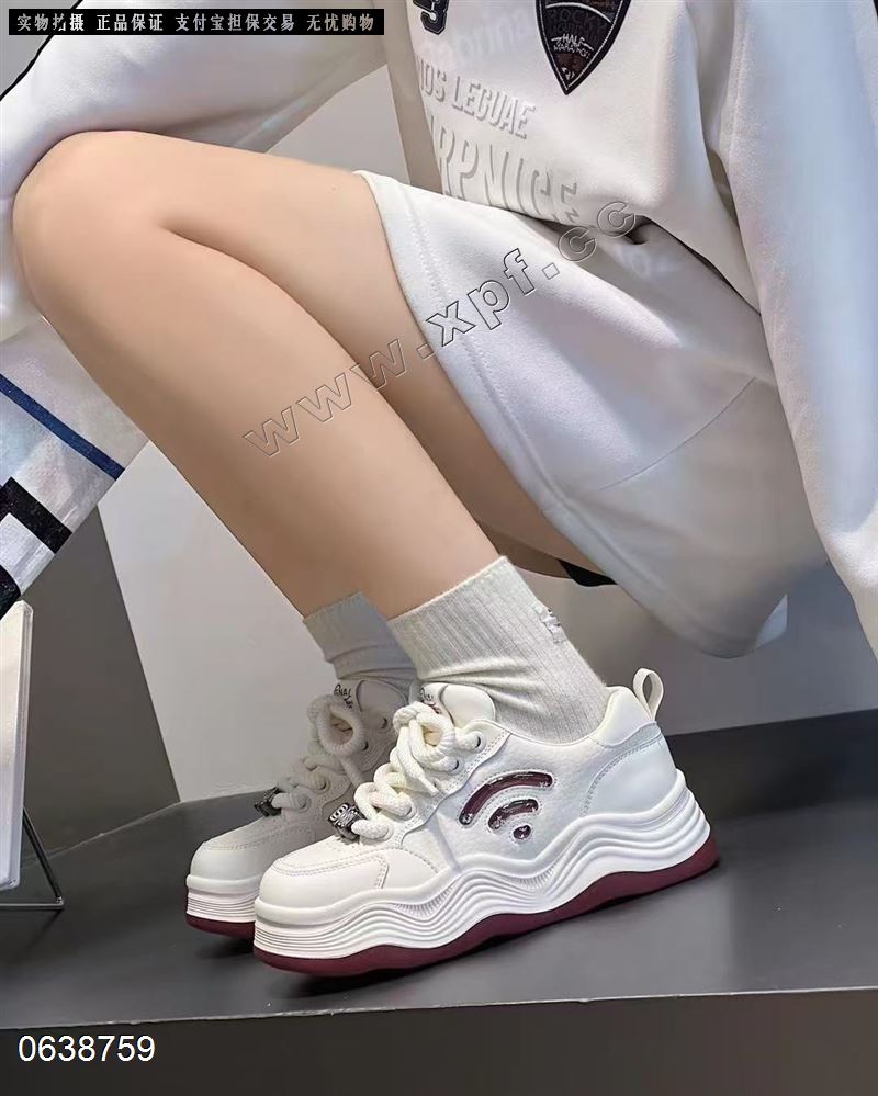 时尚休闲鞋