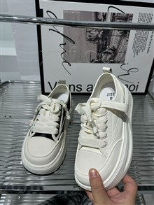 时尚休闲鞋7221 黑6789米789 特价