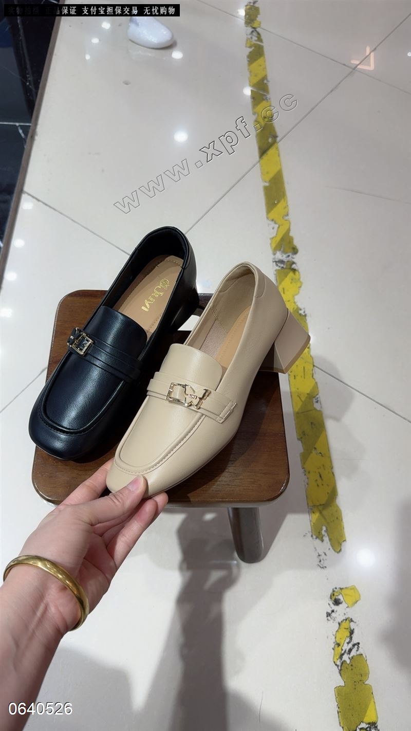 巨一