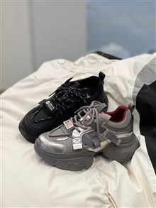 高挑