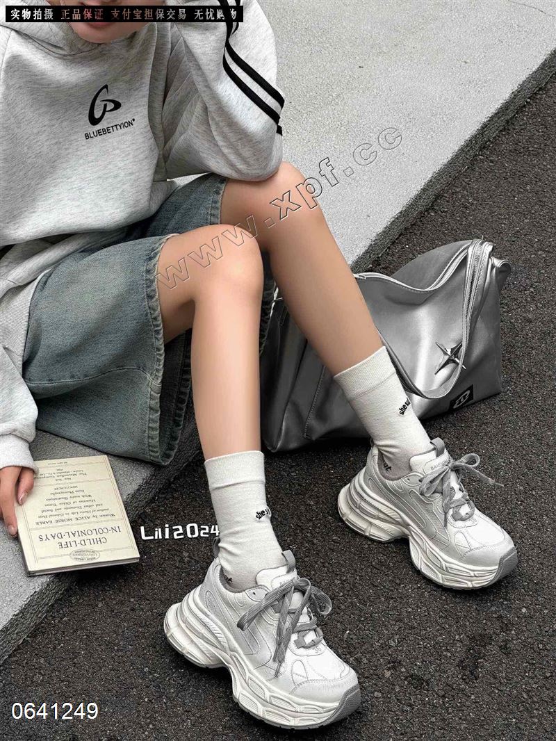 时尚休闲老爹鞋  牛奶丝