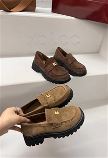 高挑