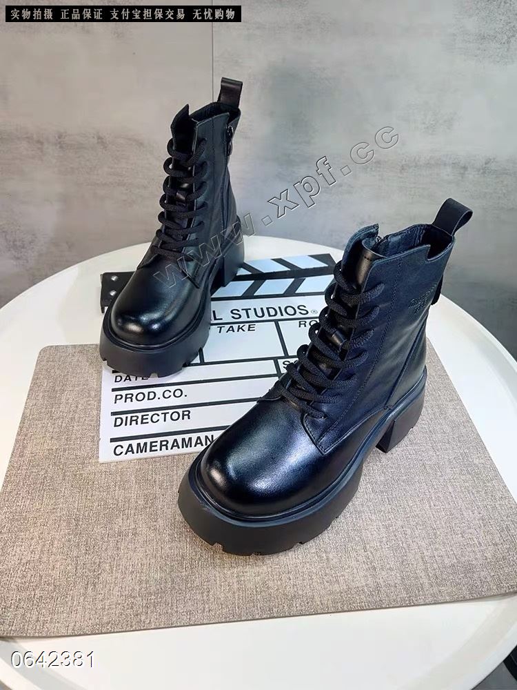 时尚短靴8801  头层小牛皮
