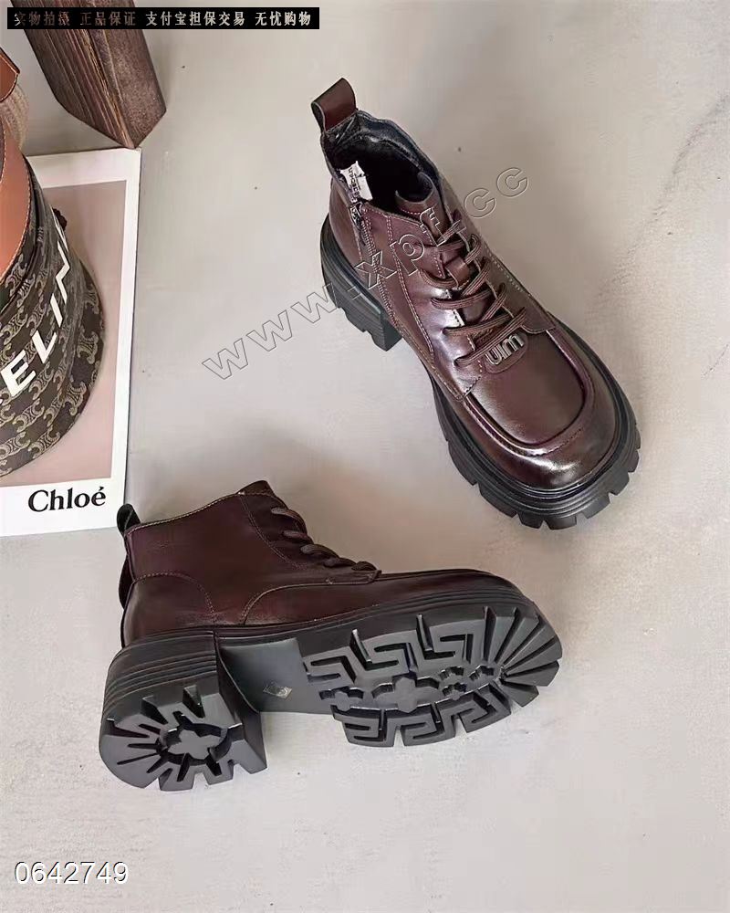 加绒短靴
