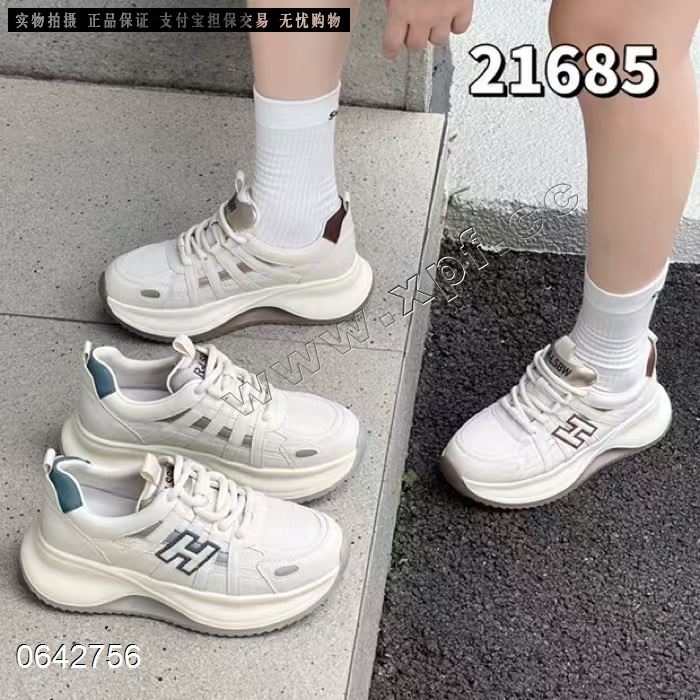 时尚休闲鞋