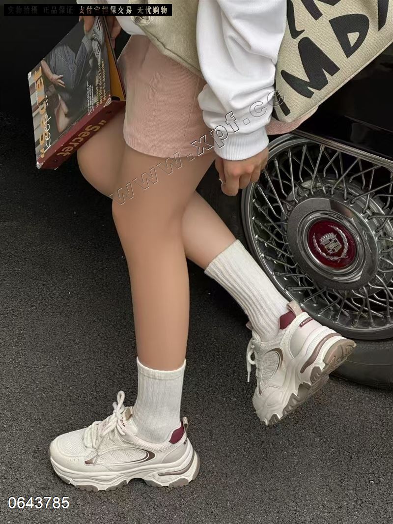 时尚休闲鞋