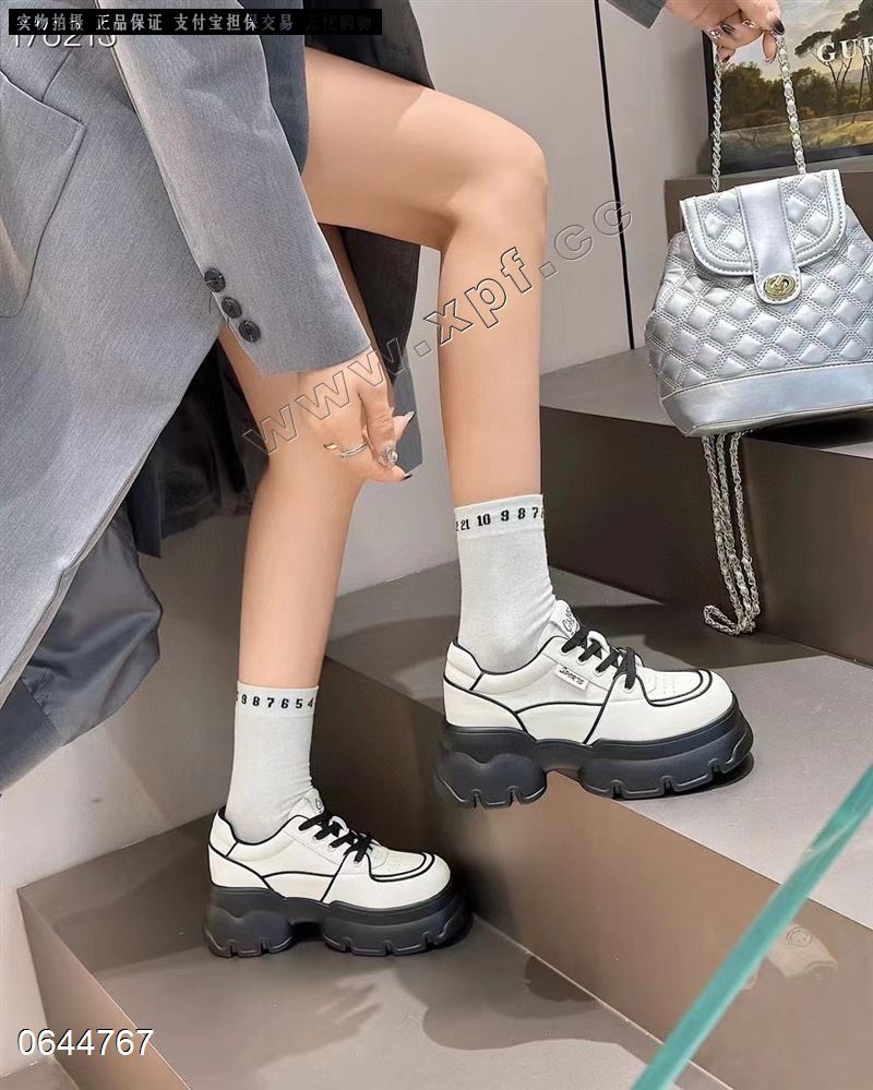 俪人故事019027  黑色6677889，秒