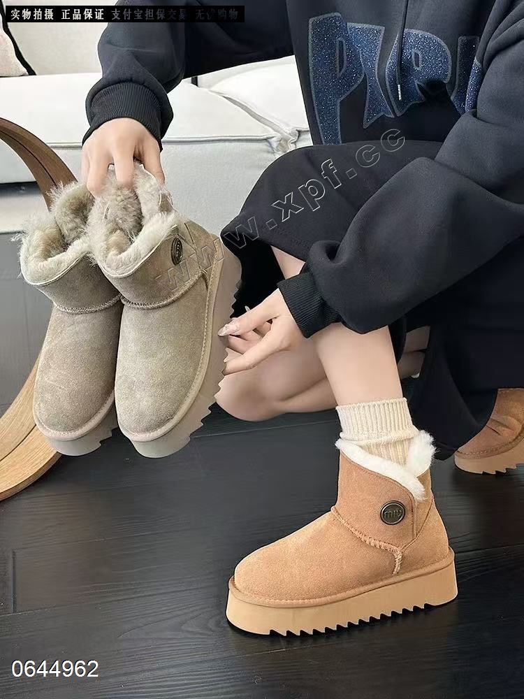 厚底雪地靴  真皮真毛 栗色5666778890，羚羊棕5667778890，秒