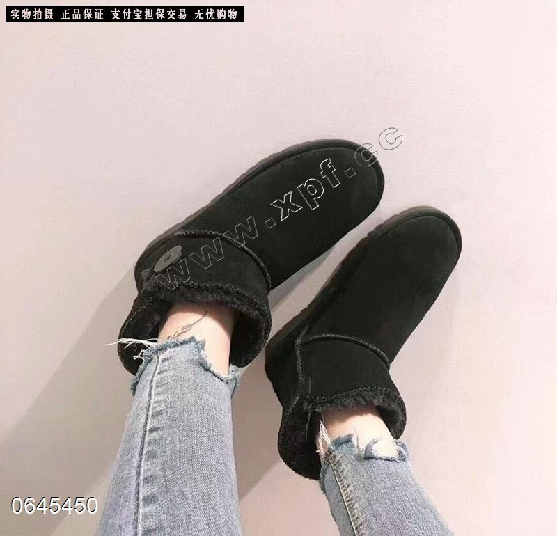 UGG  原标原盒3352雪地靴  67788990 黑色6778890，秒