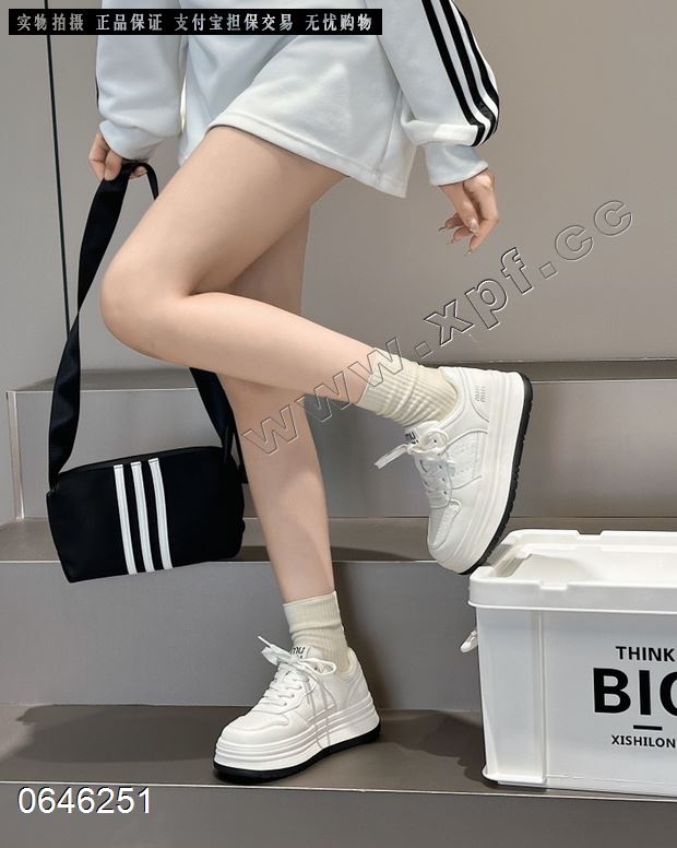 UNG   加棉休闲鞋