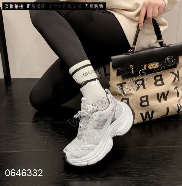 悦丽鸟