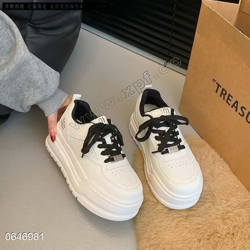 新款休闲小白鞋8110