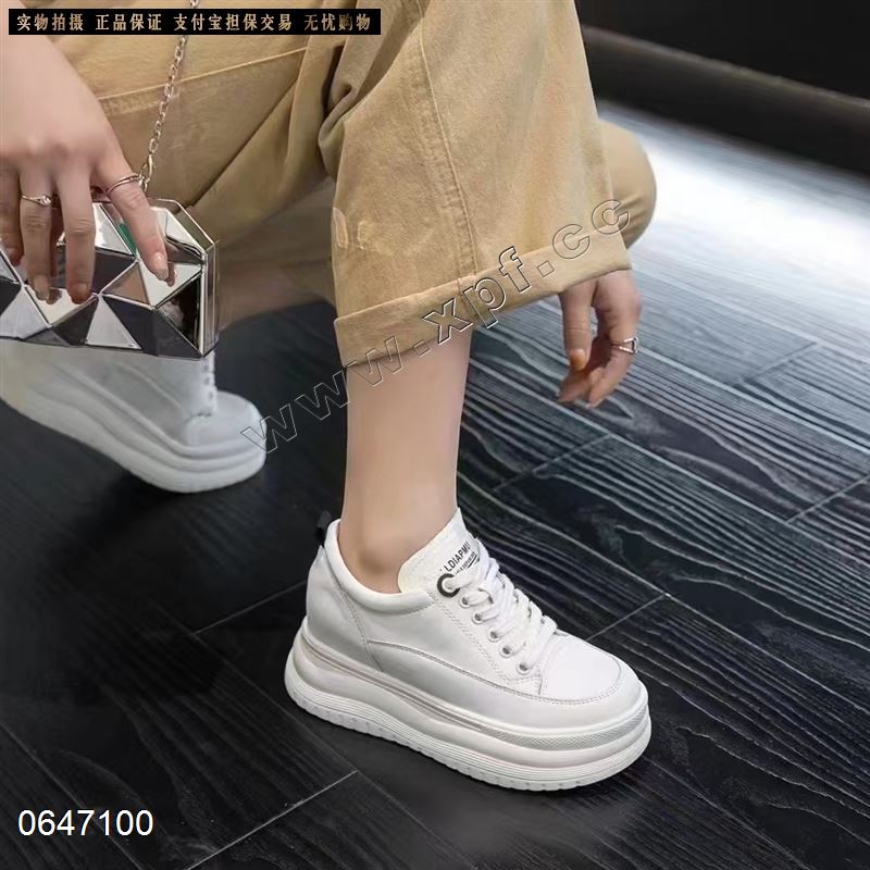 新款内增高小白鞋