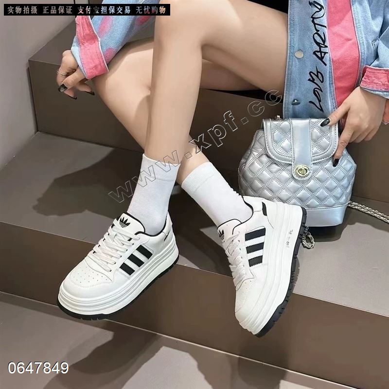 巨微