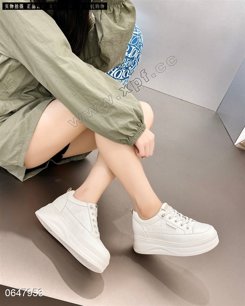 劳拉 12399