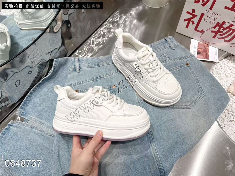 简嘉丽8907