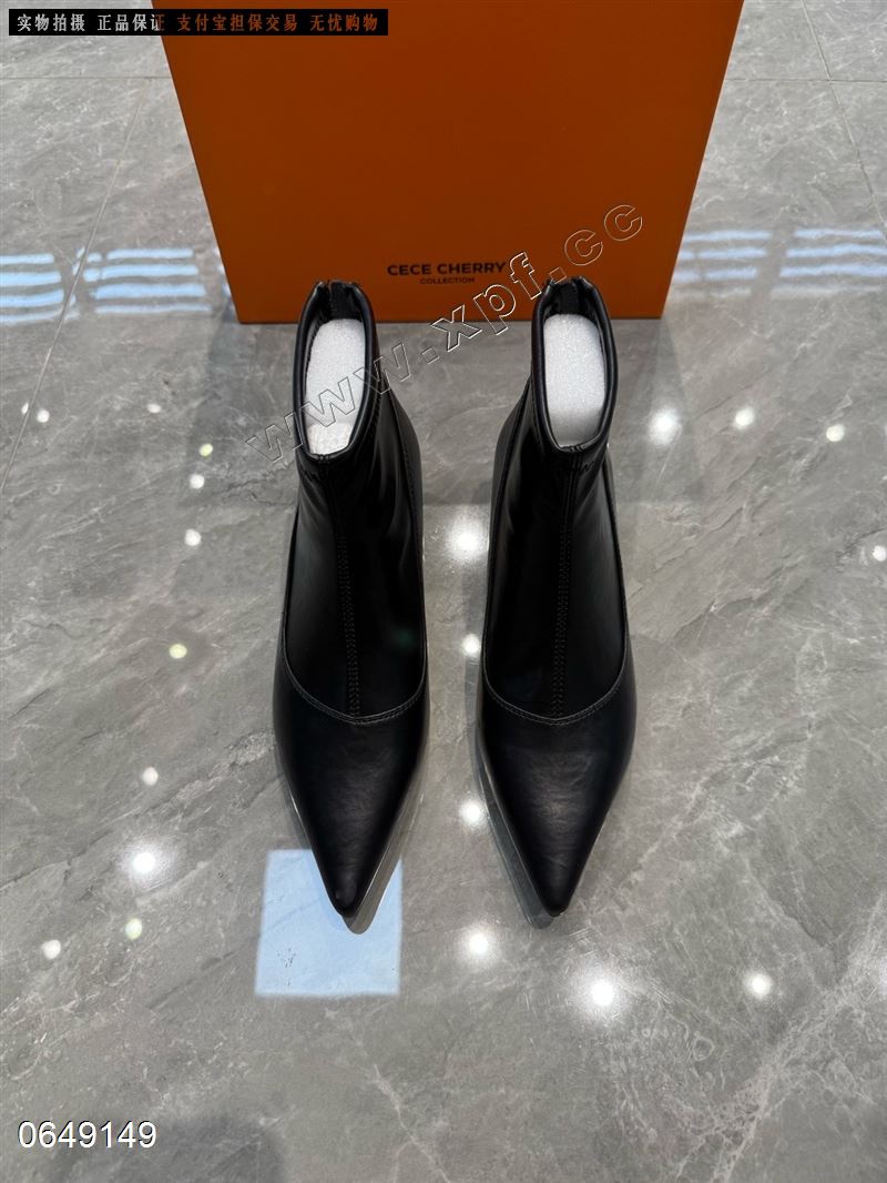 品牌：Cece cherry 7713B  内里加棉