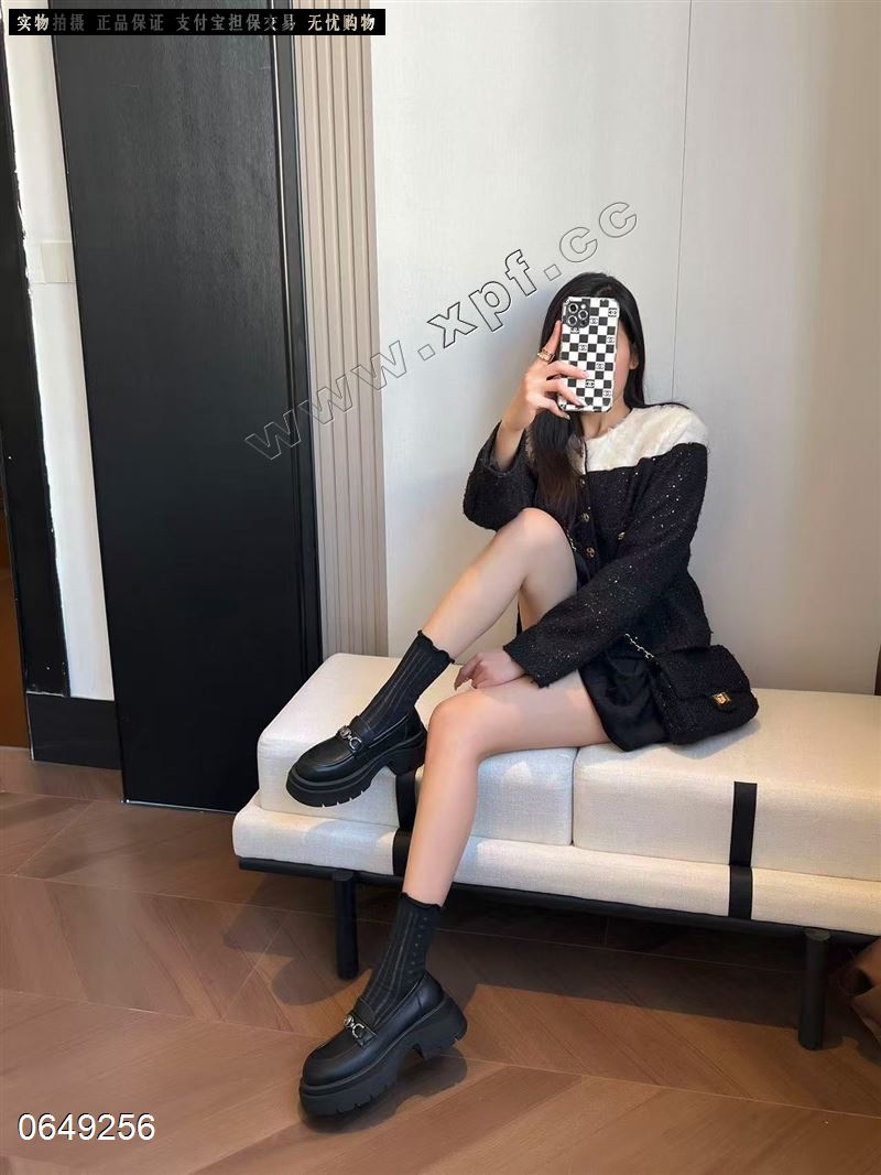 蹀愫