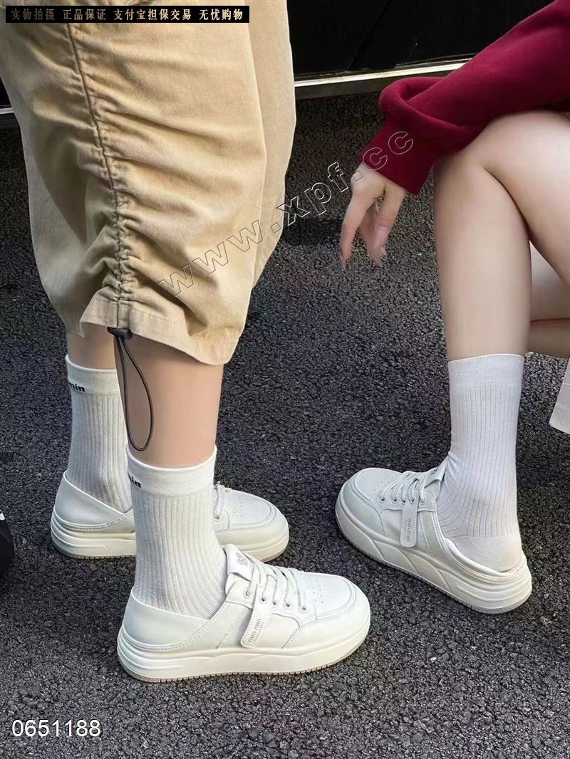 时尚休闲鞋秒杀最后16双鞋，银色5566677778杏色666899