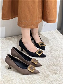 高挑