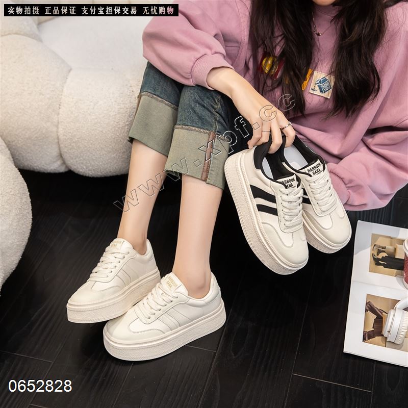 新款休闲百搭厚底小板鞋6083-2