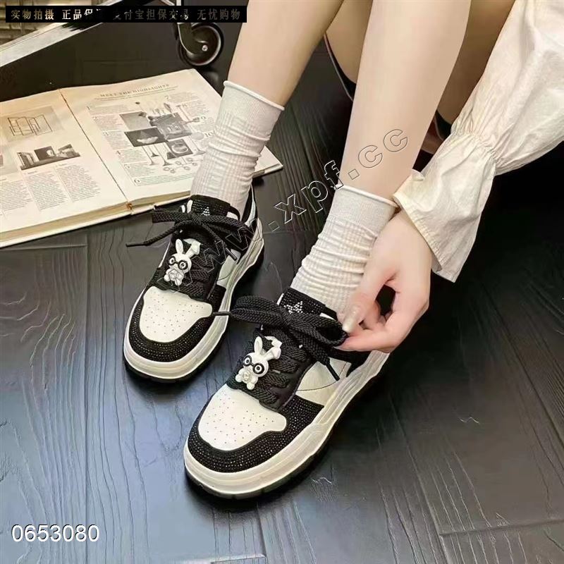 莱菲迪  灰色556677889黑色5667890特