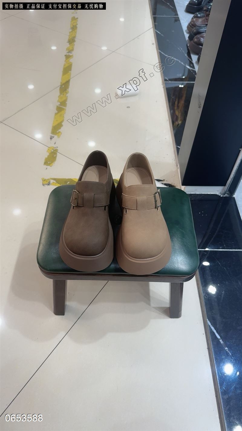 时尚姿彩
