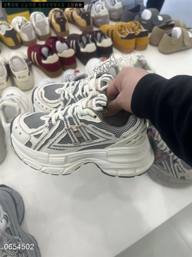 3 C多雷妮