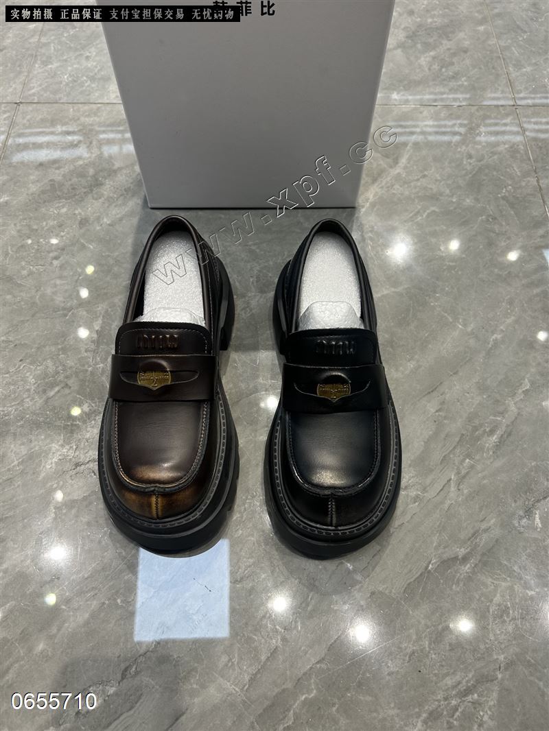 韩菲比8879