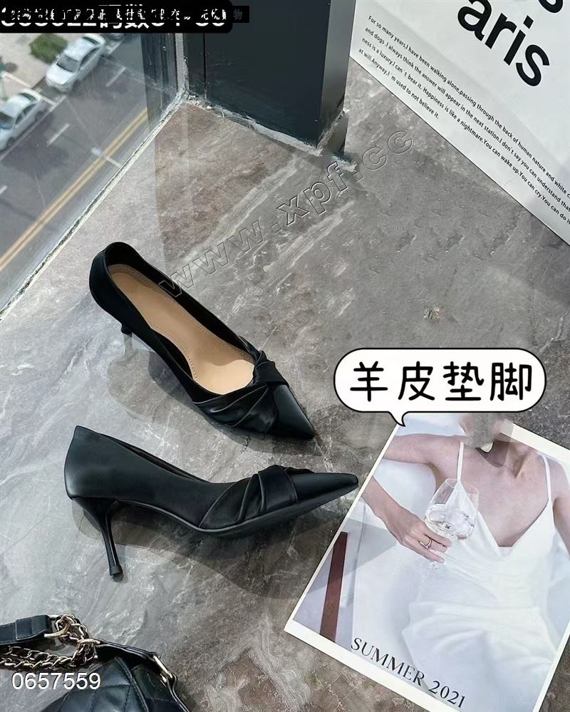 L S 时装单鞋
