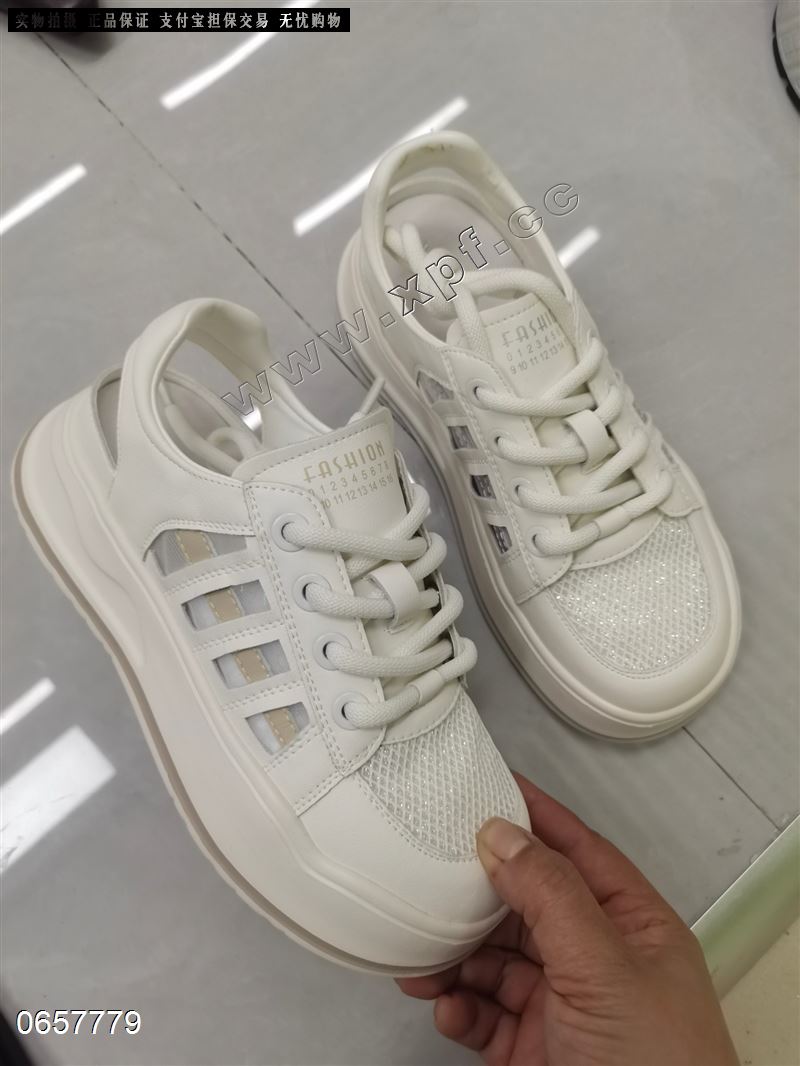 时尚休闲鞋