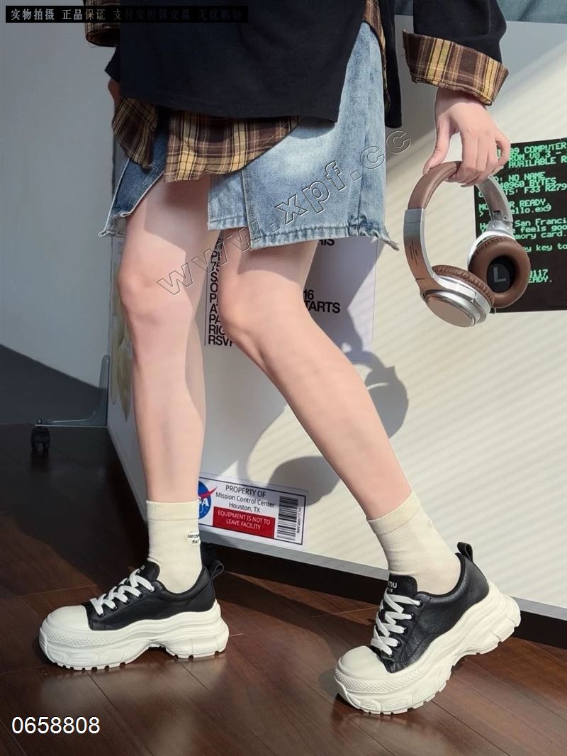 𝐁𝐎𝐁𝐎  62568-2