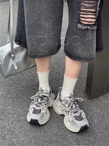 高挑