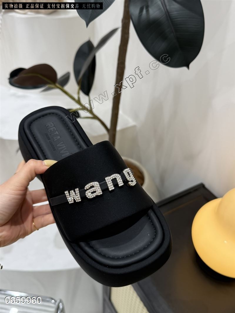 𝐑𝐄𝐓𝐀 𝐕𝐈𝐕𝐈  163127