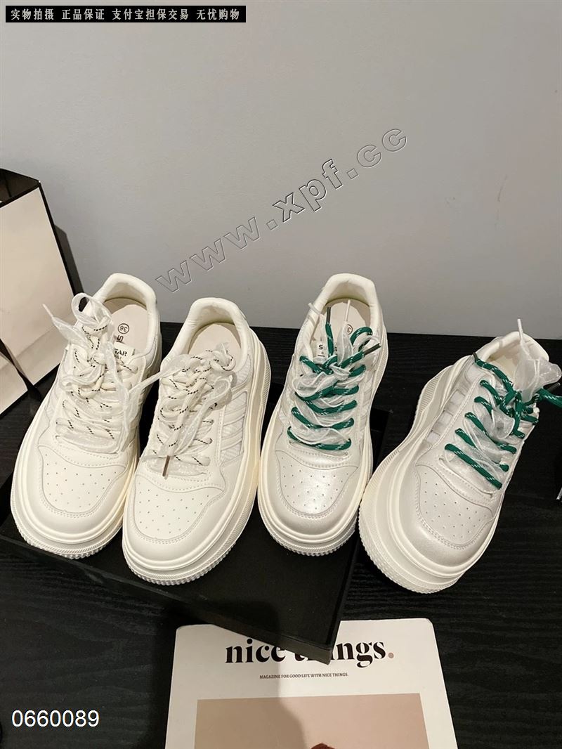 凯撒真皮材质+透网松糕底小白鞋