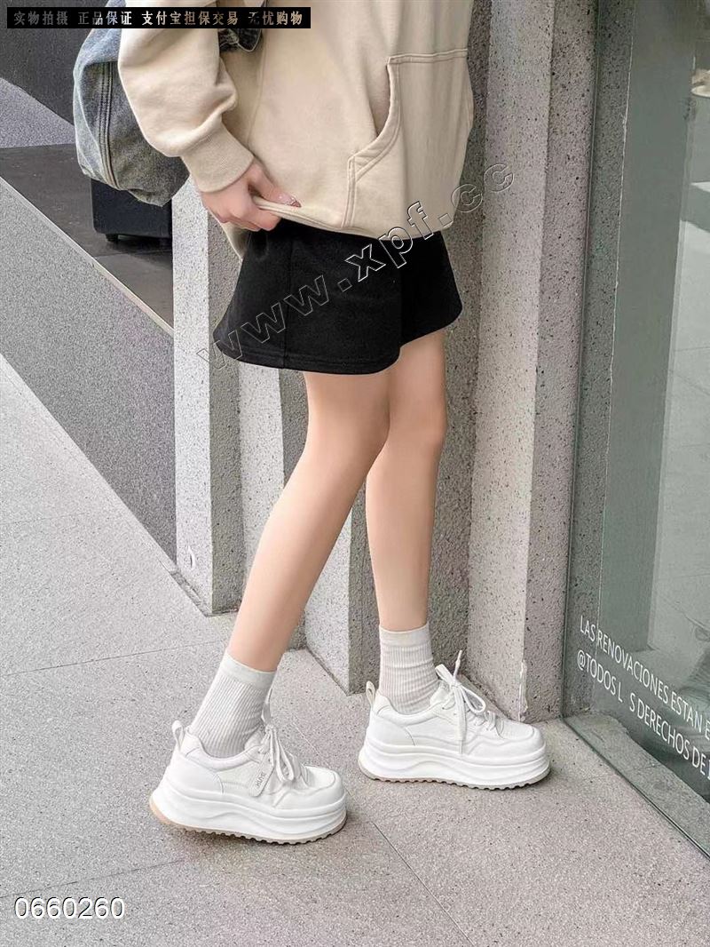 时尚休闲鞋