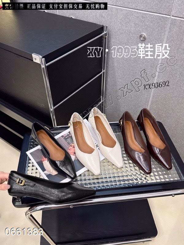 鞋殷93692