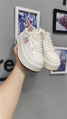 依恋莱
